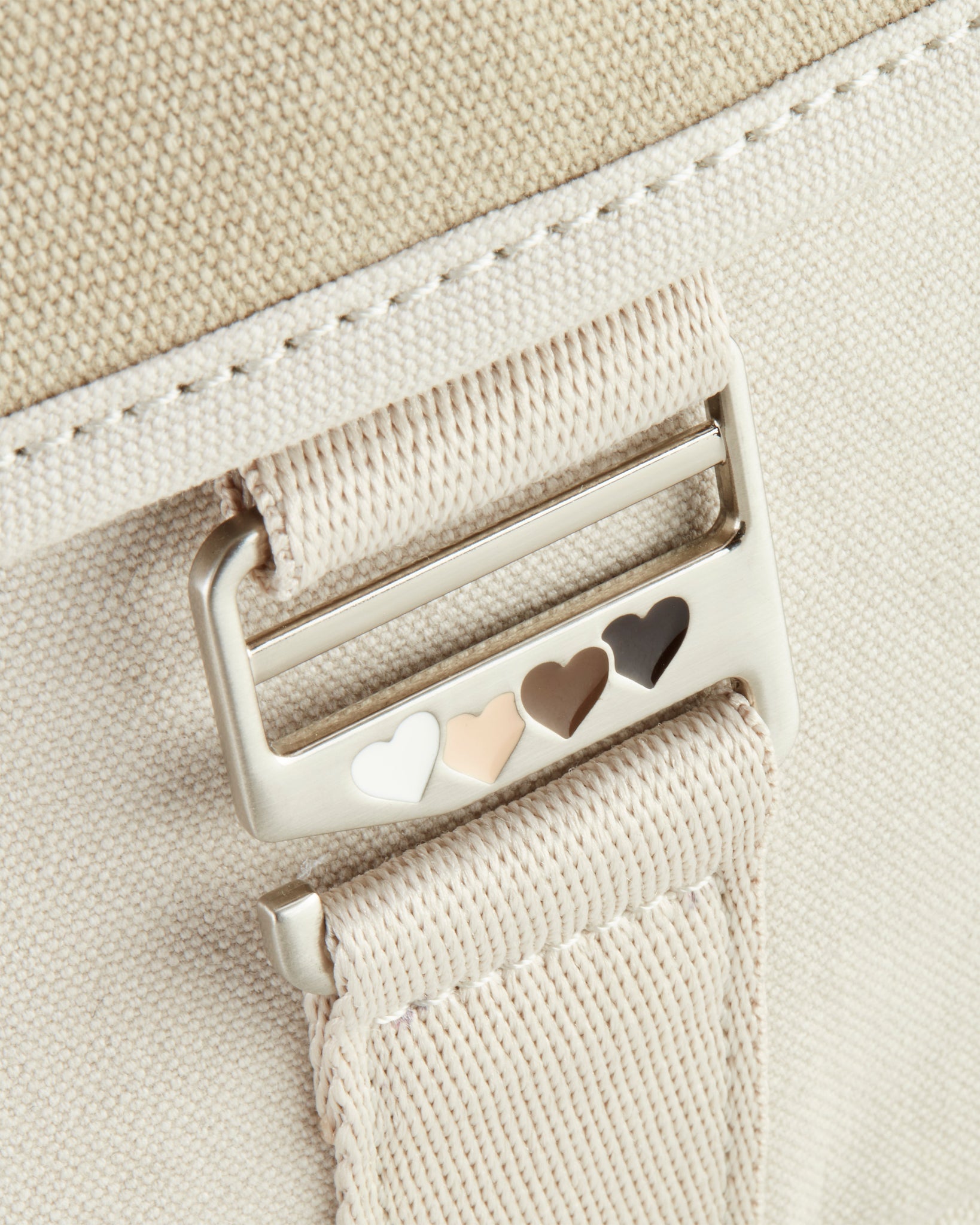 EVERYDAY POUCH BAG BEIGE